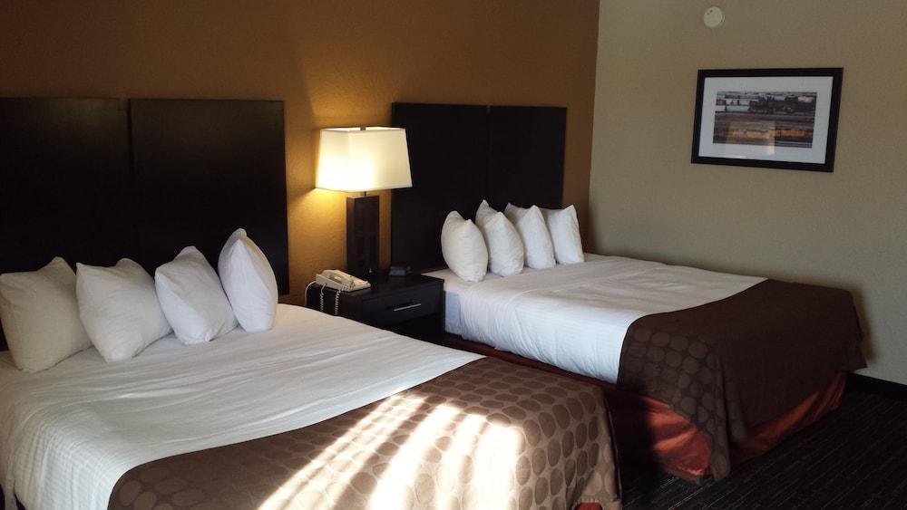Best Western Plus North Platte Inn & Suites Екстериор снимка