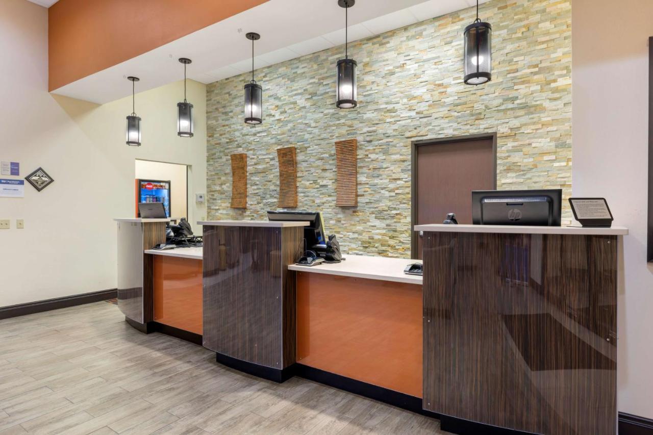 Best Western Plus North Platte Inn & Suites Екстериор снимка