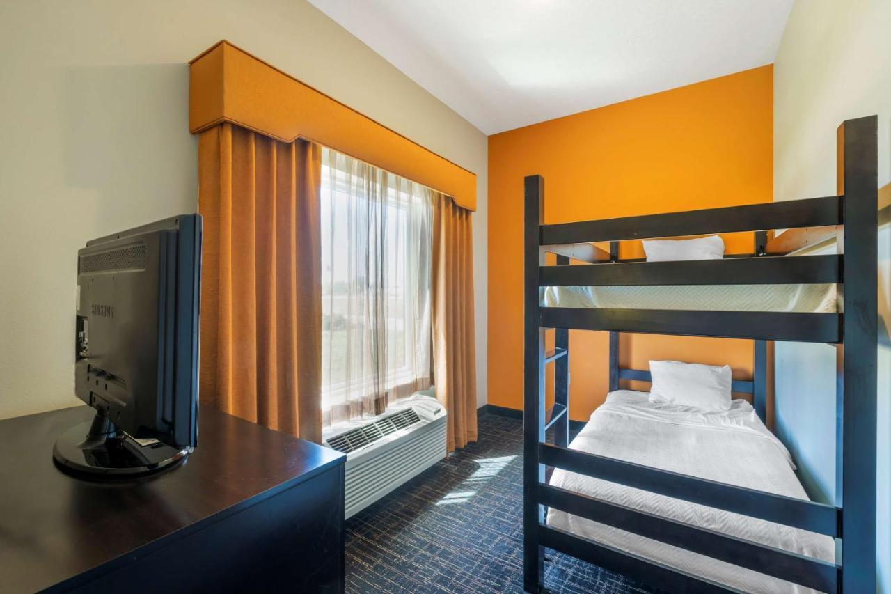 Best Western Plus North Platte Inn & Suites Екстериор снимка