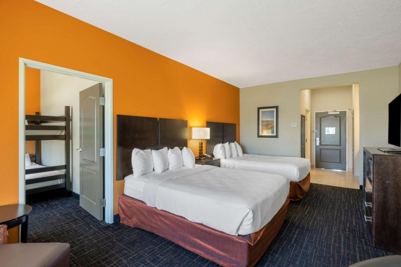 Best Western Plus North Platte Inn & Suites Екстериор снимка