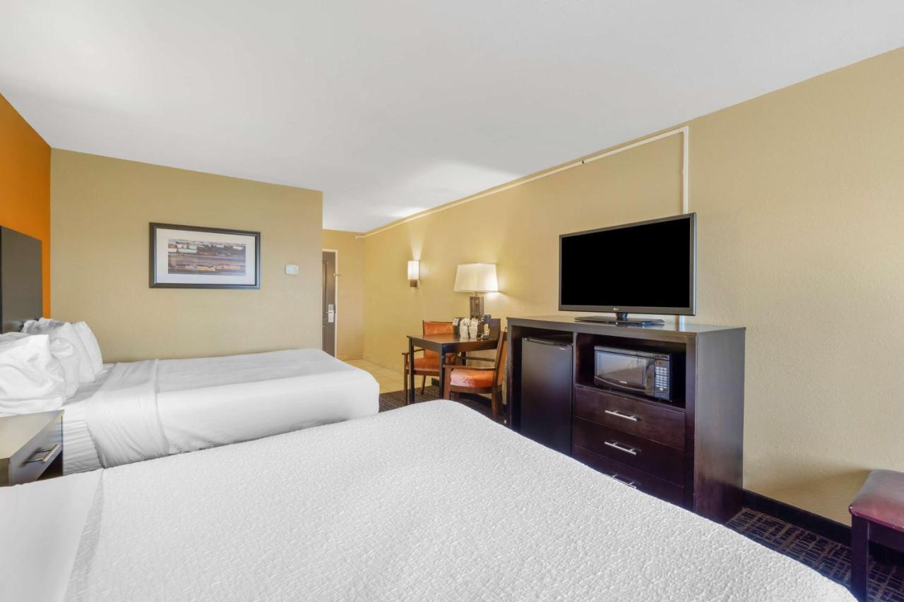 Best Western Plus North Platte Inn & Suites Екстериор снимка