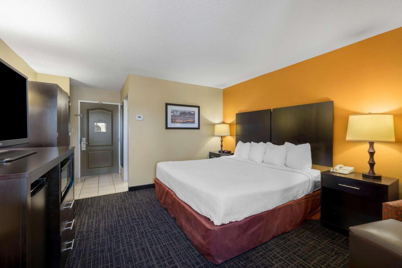 Best Western Plus North Platte Inn & Suites Екстериор снимка