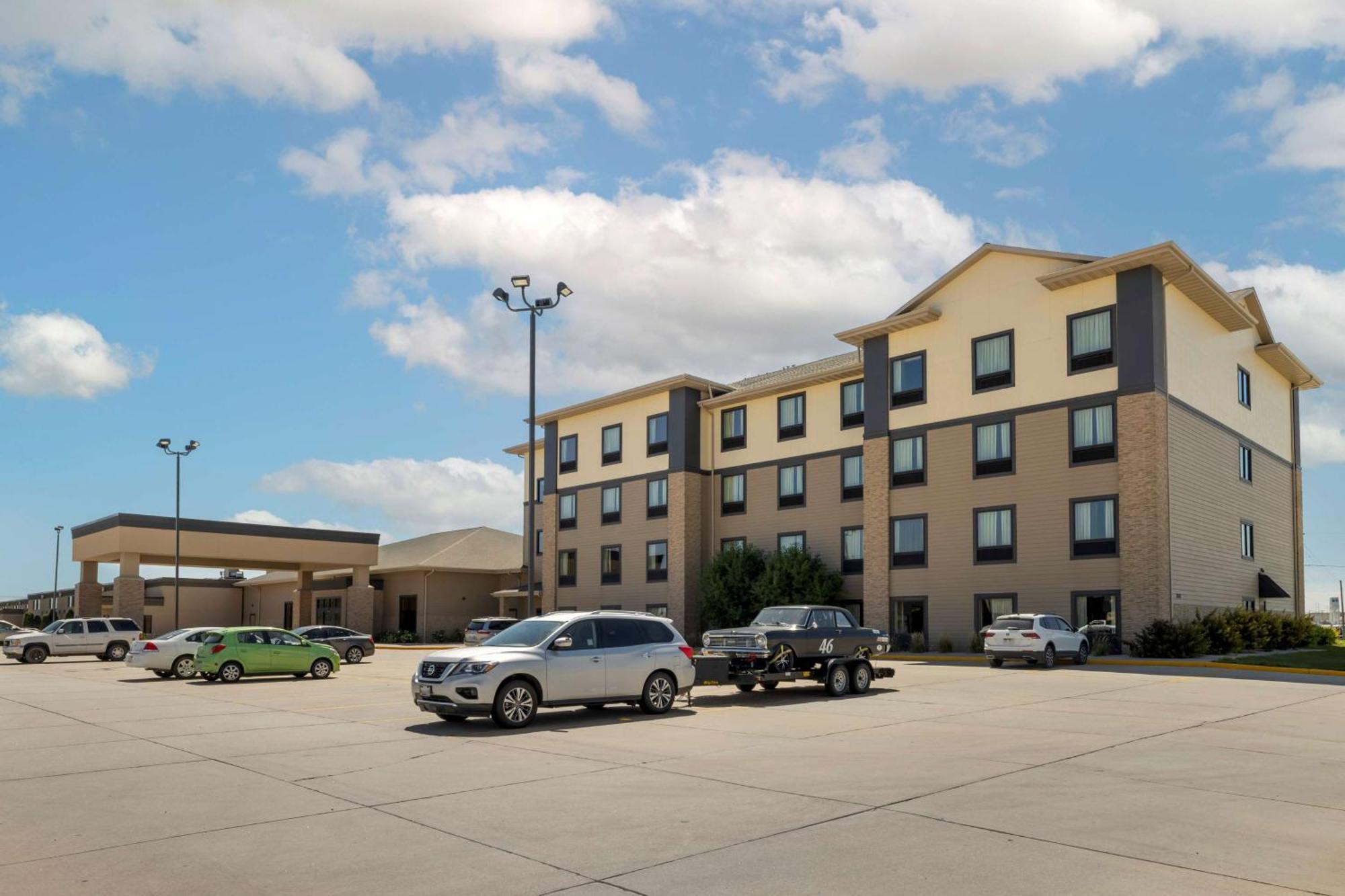 Best Western Plus North Platte Inn & Suites Екстериор снимка